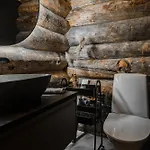 Σαλέ Olokolo2 - Atmospheric Log Villa, Κούουσαμο