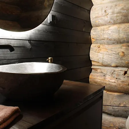 Olokolo2 - Atmospheric Log Villa,